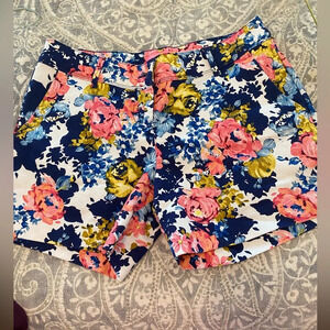 NWOT Isaac Mizrahi cotton blend floral shorts size 8